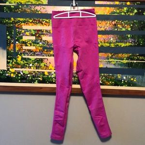 Never been worn Lulu Lemon pants!!